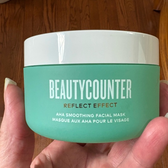 New Beautycounter Reflect Effect AHA Smoothing Facial Mask